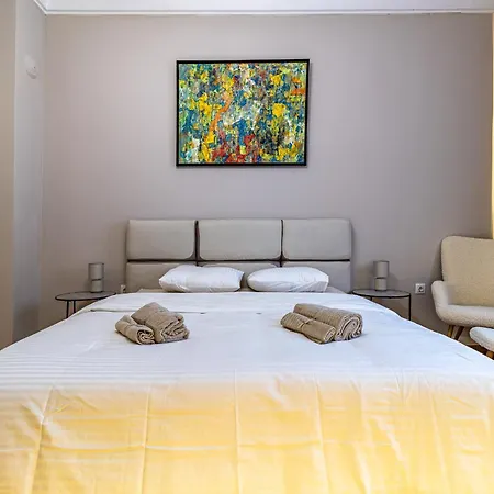 Grand Stamboliyski Retreat - Luxury 2bdr & Free Parking Sofia