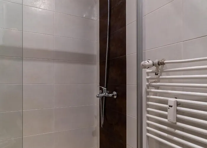 Grand Stamboliyski Retreat - Luxury 2Bdr Apt & Free Parking Апартаменты *