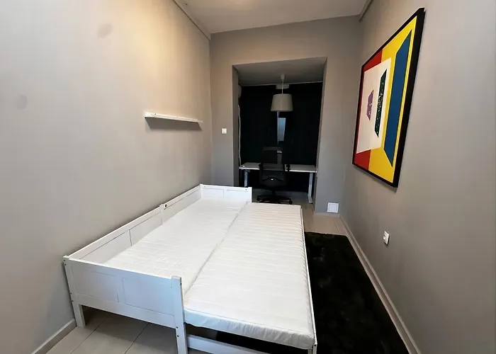 Апартамент Grand Stamboliyski Retreat - Luxury 2Bdr Apt & Free Parking *